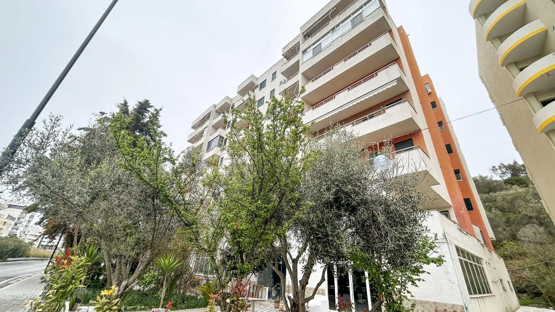 Apartment Beach Mountain 990 Durres