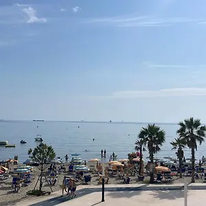  Apartment Beautiful Sea View